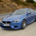 2014-BMW-M5-F10-LCI-Competition-Paket-Frozen-Blue-04