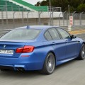 2014-BMW-M5-F10-LCI-Competition-Paket-Frozen-Blue-06