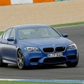 2014-BMW-M5-F10-LCI-Competition-Paket-Frozen-Blue-08