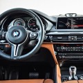 2015-BMW-X6-M-2014-LA-Auto-Show-F86-Power-SUV-F16-X6M-Innenraum-02