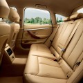 BMW-3er-GT-Luxury-Lounge-Sondermodell-Japan-2015-05