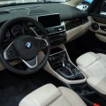 BMW-2er-Active-Tourer-F45-225xe-eDrive-Interieur-IAA-2015-LIVE-01