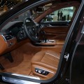 BMW-7er-G12-750Li-xDrive-Individual-Almandinbraun-Langversion-Interieur-IAA-2015-LIVE-28