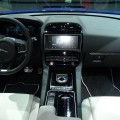Jaguar-F-Pace-First-Edition-Caesium-Blue-SUV-Interieur-IAA-2015-LIVE-03