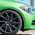 BMW-1er-F20-matt-gruen-Folierung-Vossen-Wheels-05