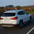 2015-BMW-X1-xDrive25i-F48-xLine-Weiss-11
