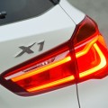 2015-BMW-X1-xDrive25i-F48-xLine-Weiss-31