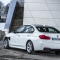 BMW-330e-Plug-in-Hybrid-3er-2016-28