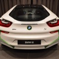 BMW-i8-Weiss-Java-Gruen-Abu-Dhabi-05