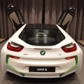 BMW-i8-Weiss-Java-Gruen-Abu-Dhabi-14