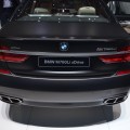 BMW-M760Li-G12-V12-xDrive-7er-2016-Frozen-Dark-Brown-Genf-Live-04