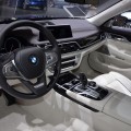 BMW-M760Li-G12-xDrive-V12-Excellence-7er-Individual-Interieur-Genf-2016-Live-01