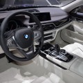 BMW-M760Li-G12-xDrive-V12-Excellence-7er-Individual-Interieur-Genf-2016-Live-12