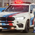 BMW-X5-M-Medical-Car-2016-MotoGP-Katar