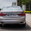 2016-BMW-740Le-xDrive-iPerformance-Plug-in-Hybrid-7er-G12-08