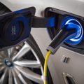 2016-BMW-740Le-xDrive-iPerformance-Plug-in-Hybrid-7er-G12-13