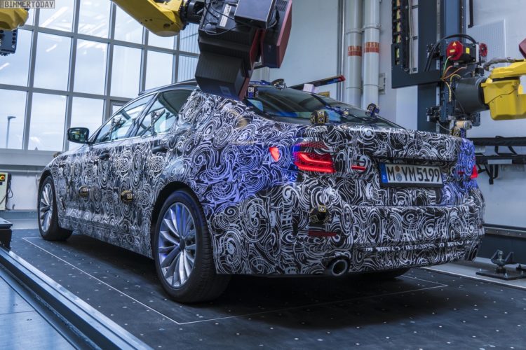 2017-BMW-5er-G30-3D-Modell-Limousine-Erlkoenig-01