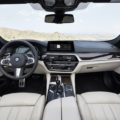 2017-BMW-5er-G30-M-Sportpaket-Innenraum-01