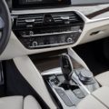 2017-BMW-5er-G30-M-Sportpaket-Innenraum-17