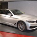 2017-BMW-530e-G30-Plug-in-Hybrid-5er-01