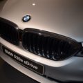 2017-BMW-530e-G30-Plug-in-Hybrid-5er-05