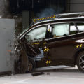 BMW-X1-F48-US-Crashtest-2016-IIHS-02