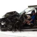 BMW-X1-F48-US-Crashtest-2016-IIHS-04