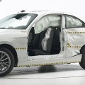 BMW-2er-F22-Crashtest-IIHS-2014-USA-Sicherheit-Crash-Test-03