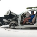 BMW-2er-F22-Crashtest-IIHS-2014-USA-Sicherheit-Crash-Test-11