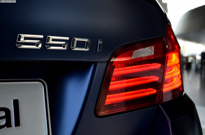 BMW-5er-F10-LCI-Individual-Frozen-Dark-Blue-550i-matt-blau-08