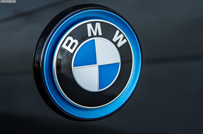 BMW-i5-Plug-in-Hybrid-Crossover-Limousine