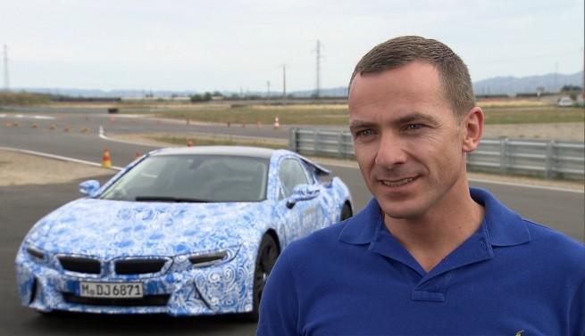 BMW-i8-2014-Hybrid-Sportwagen-Interview-Manuel-Sattig-Henrik-Wenders