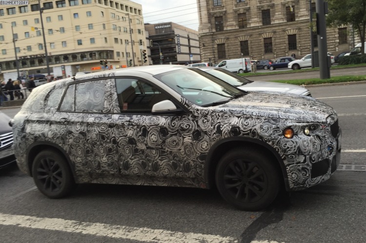 2015-BMW-X1-F48-Erlkoenig-Innenraum-Fotos-Kompakt-SUV-UKL-03