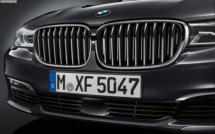 BMW-7er-2015-Wallpaper-G11-G12-1920x1200-13