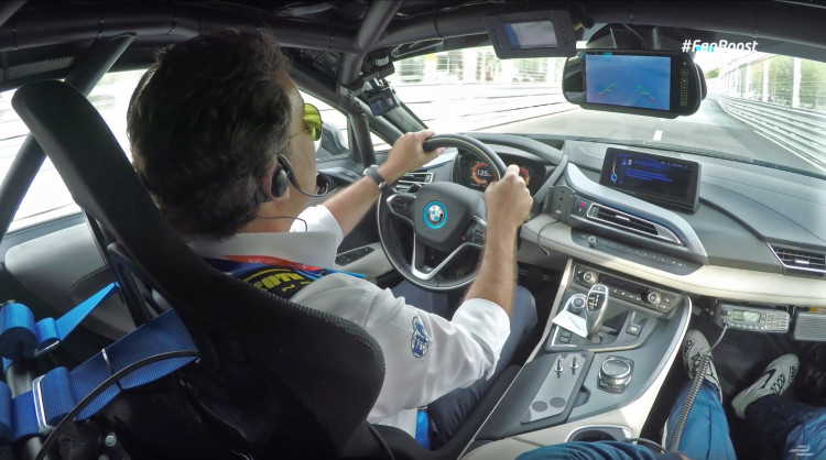 BMW-i8-Safety-Car-Onboard-Video