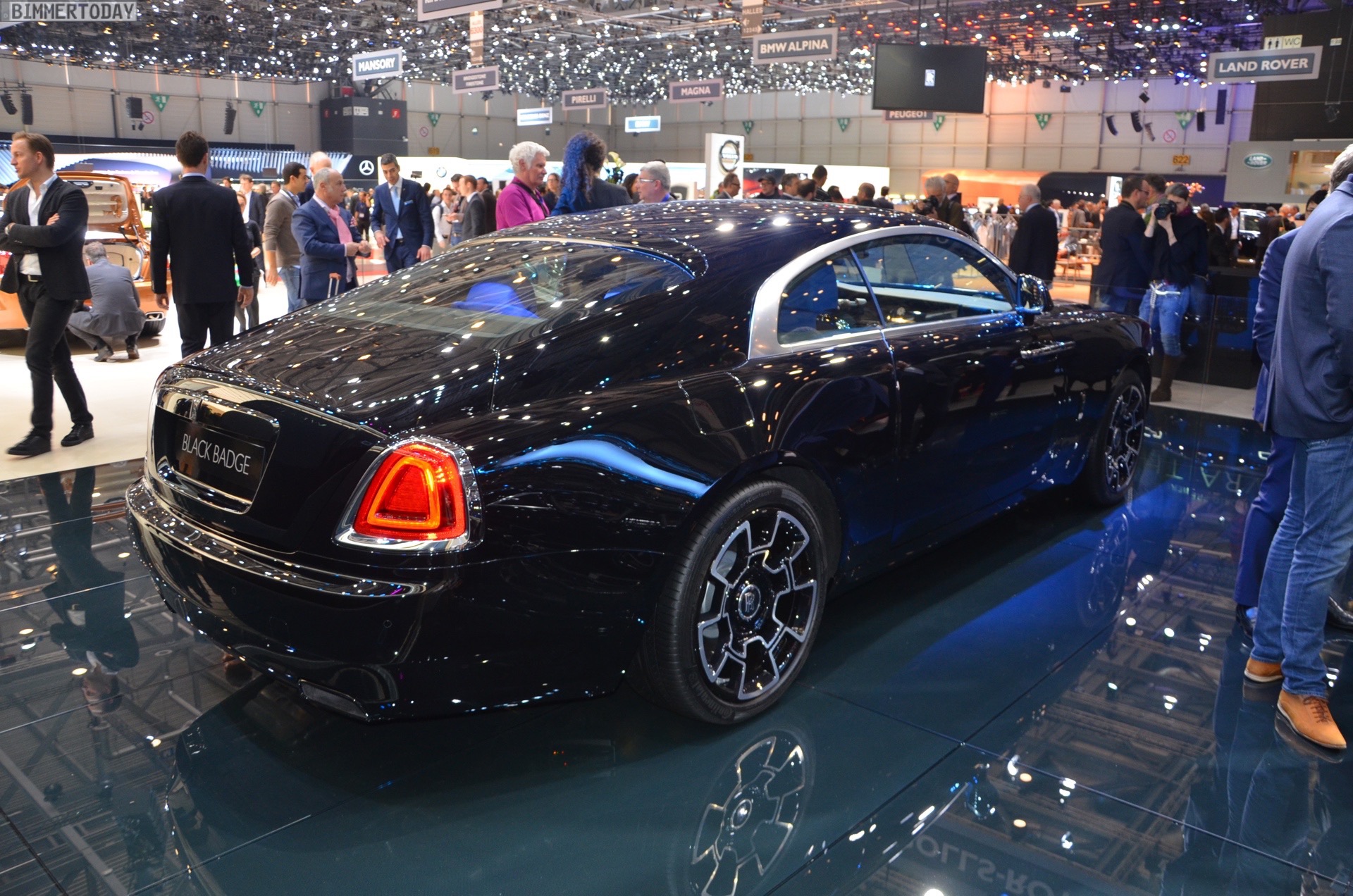 Rolls Royce Black Badge Wraith Und Ghost Mit Mehr Sportsgeist