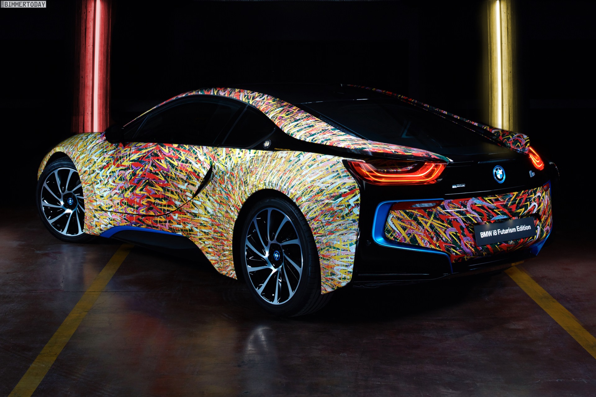 BMW i8 Futurism Edition Italien Giacomo Balla Art Car Folierung 04