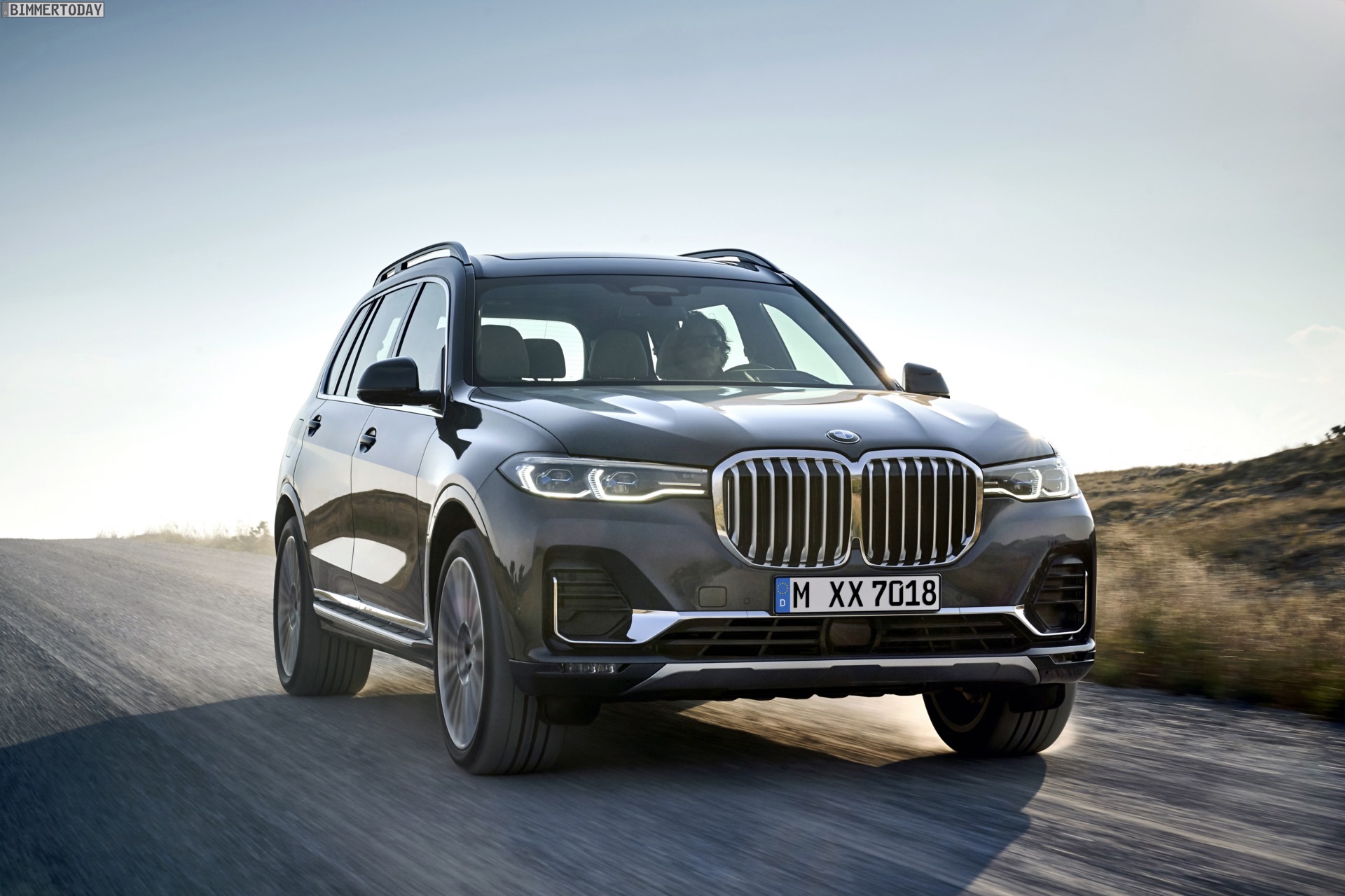 2019-BMW-X7-G07-Design-Pure-Excellence-L