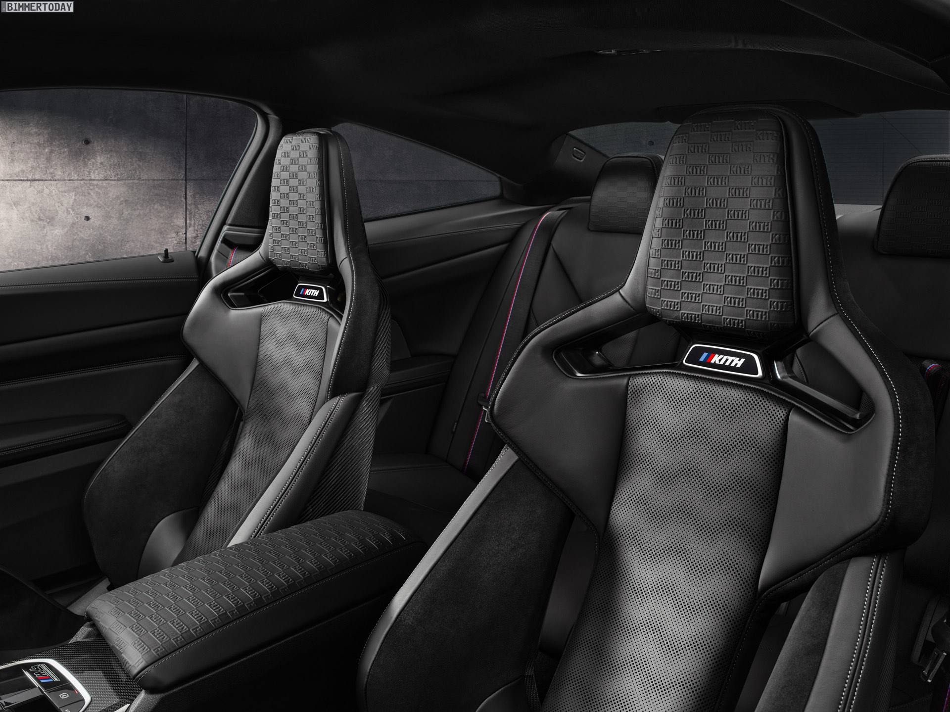 KITH-x-BMW-M4-G82-Zinnoberrot-Unikat-09.jpg