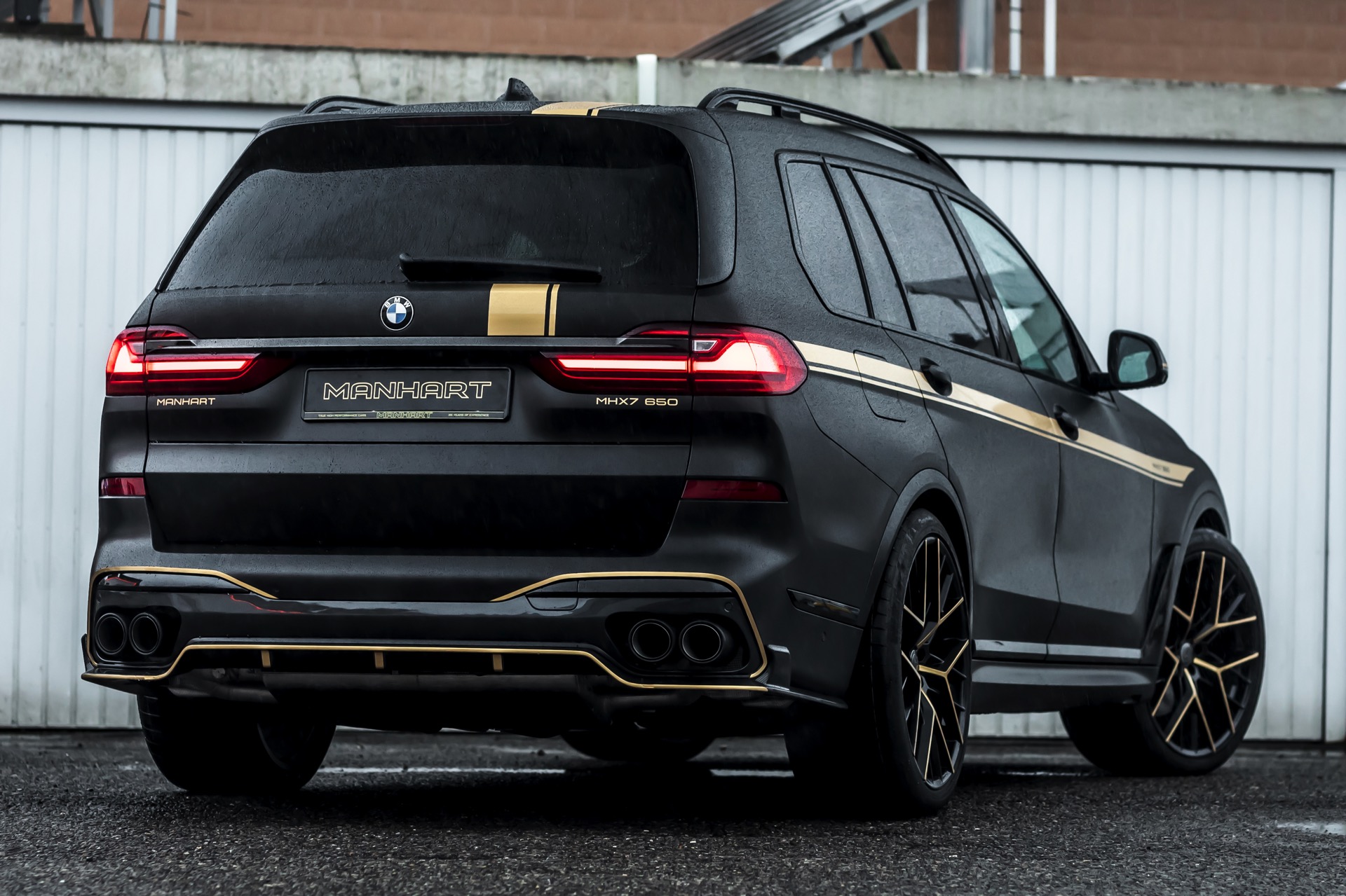 Bmw x7 manhart