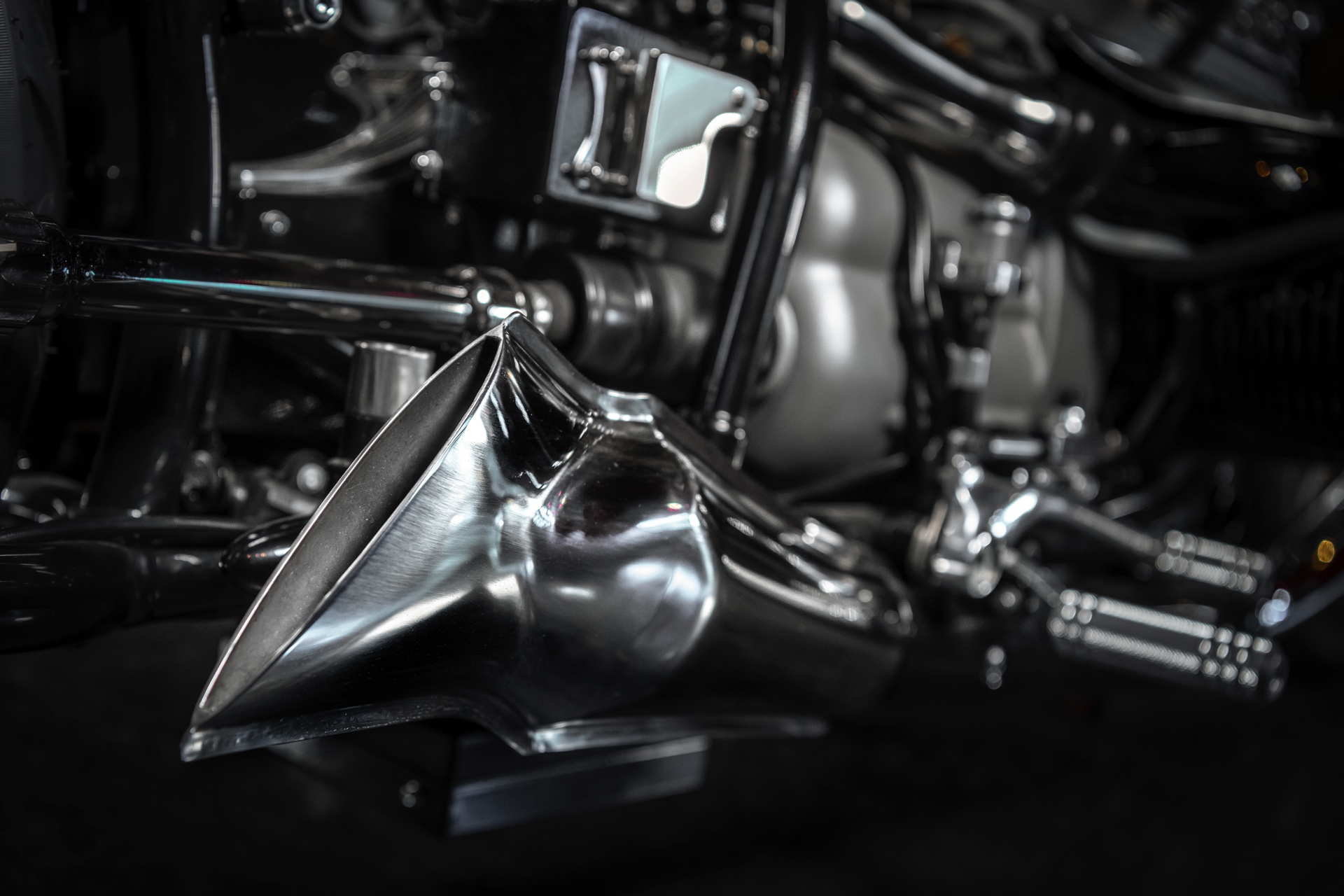 BMW R 18 Magnifica: Radikal Chopper für Technik-Liebhaber