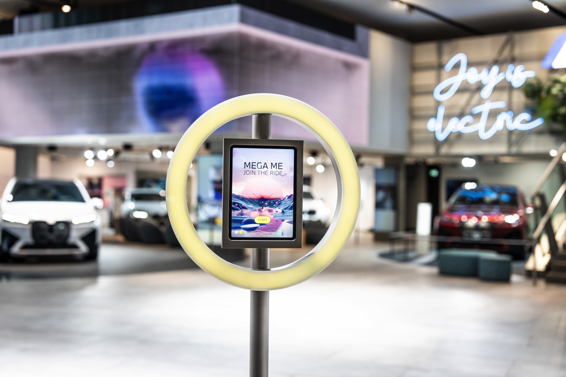 3D Face-Swap in XXL: BMW i Mega-Me in der BMW Welt