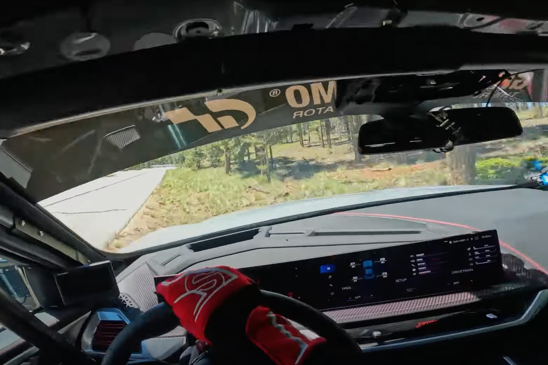 Pikes Peak 2023: Video zeigt Crash des BMW XM Label Red