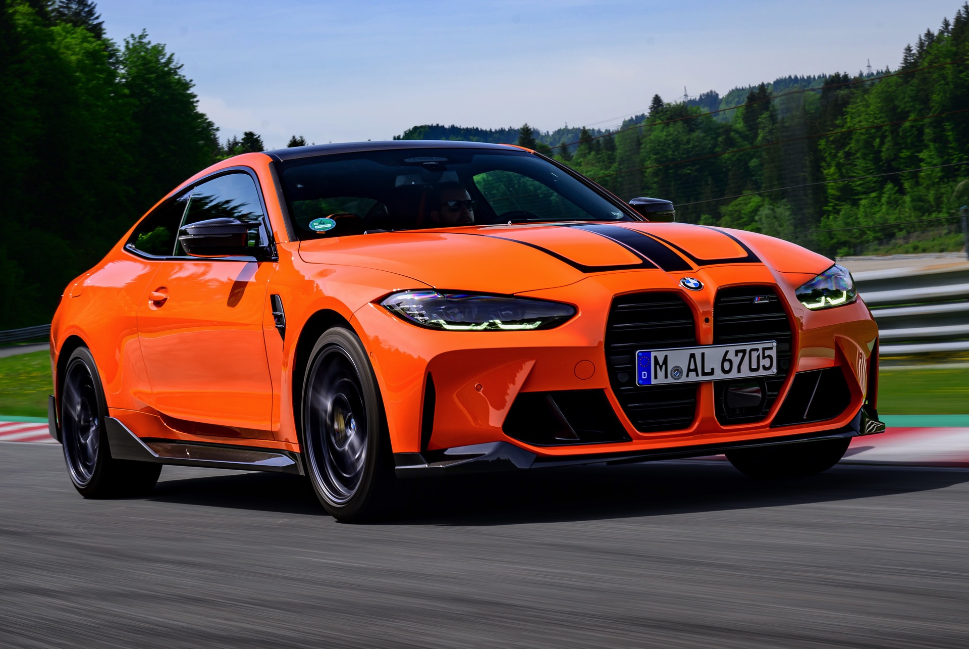 BMW M4: M Performance Parts auf M3 GTS-Farbe Feuerorange