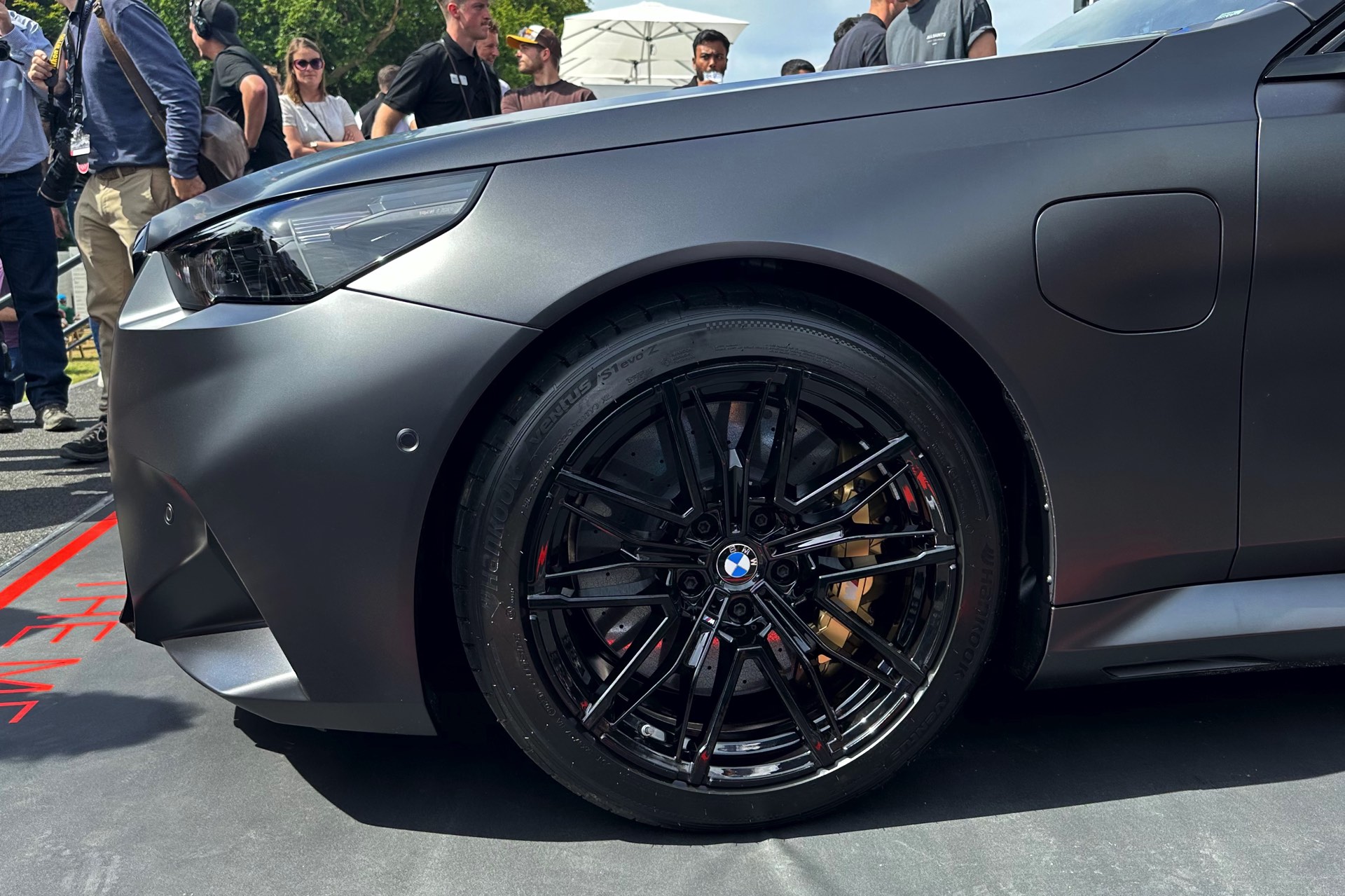 Goodwood FoS: BMW M5 G90 gibt Debüt in Frozen Deep Grey