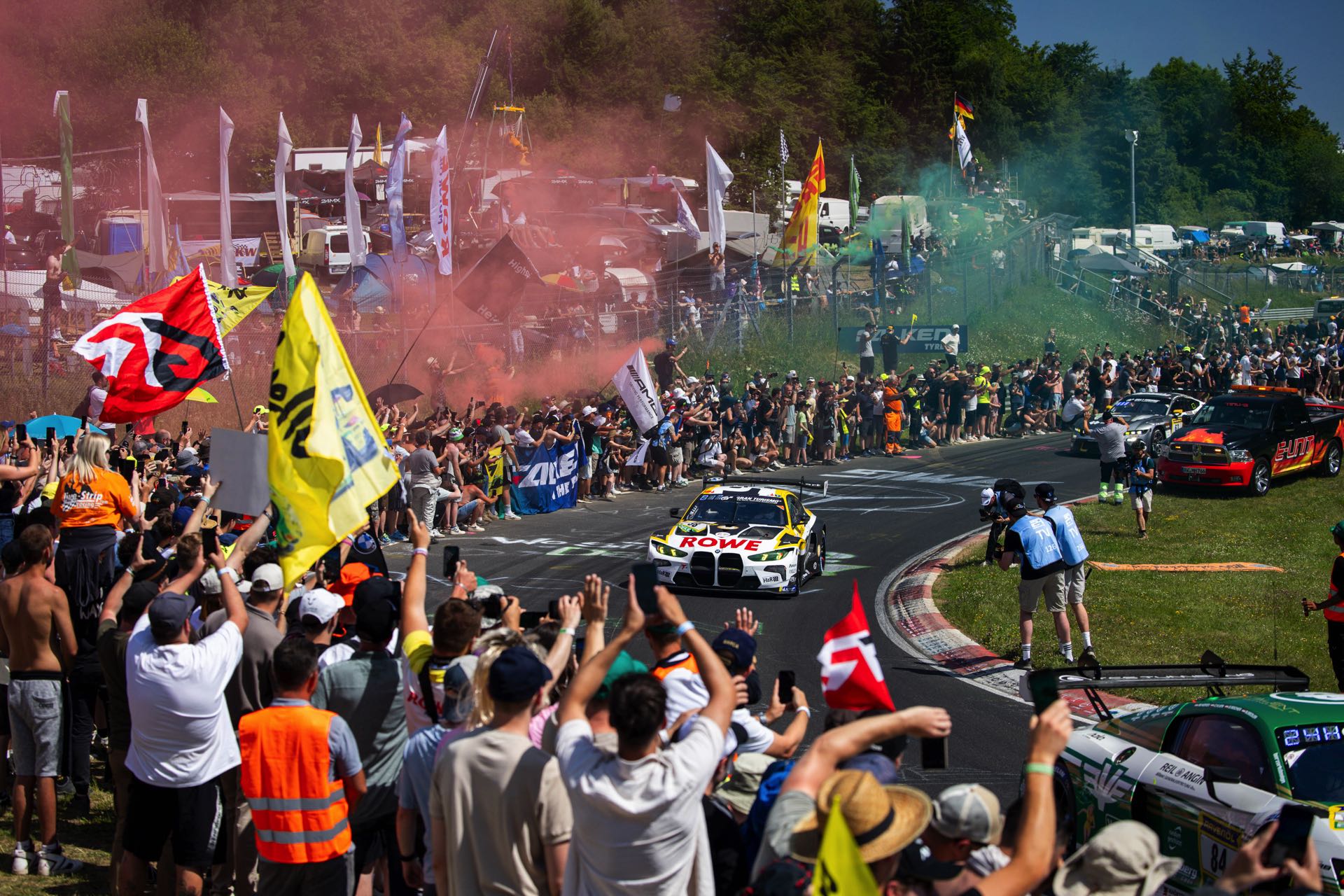 BMW-M4-GT3-Evo-ROWE-Racing-24h-Nuerburgring-2025-21.jpg