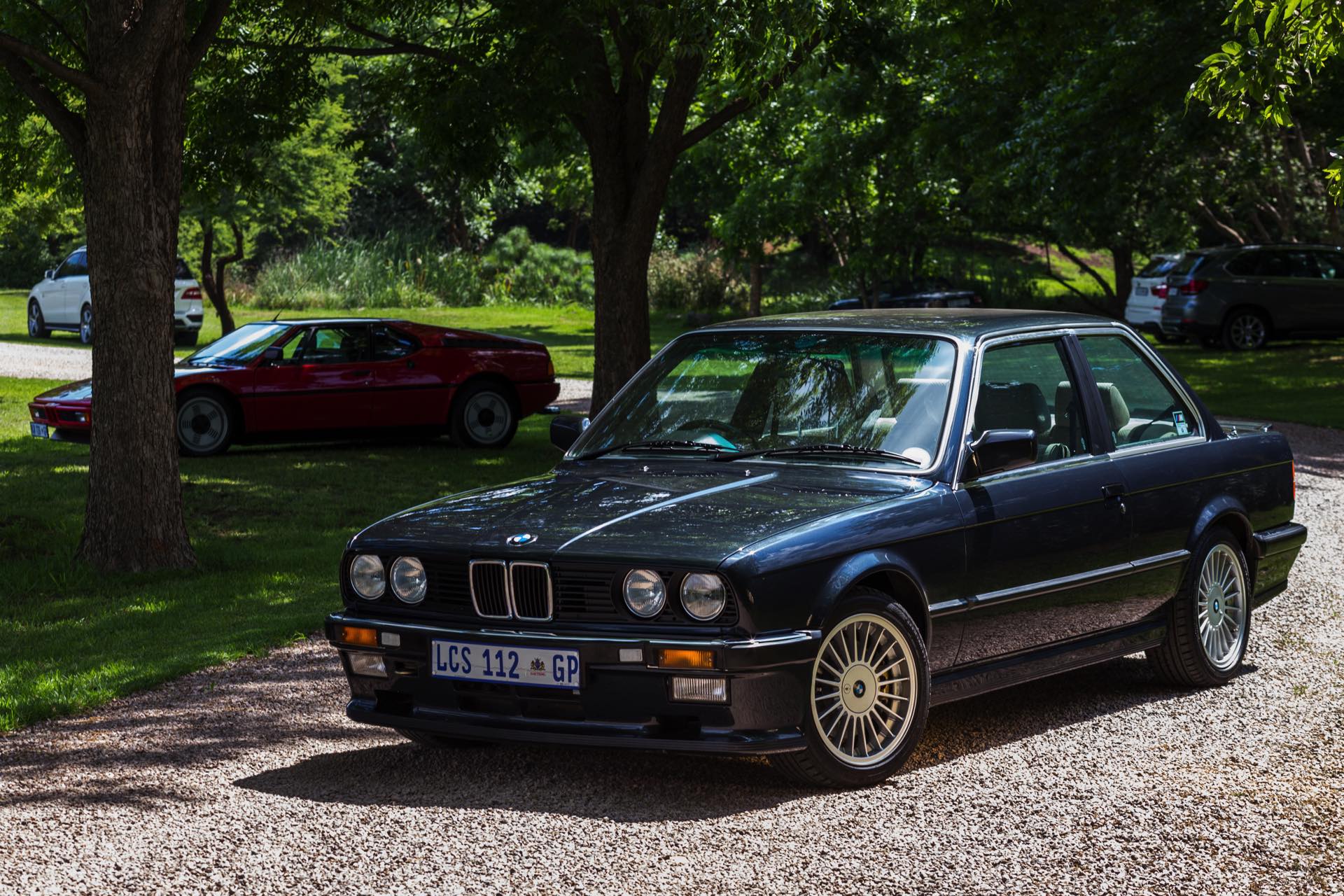 BMW 333i Homage Edition: M2 mit Alpina-Felgen & Karo-Muster