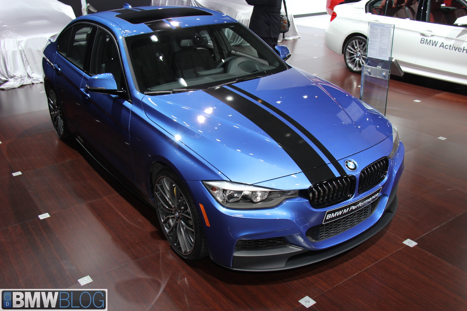 https://cdn.bimmertoday.de/wp-content/uploads/BMW-328i-xDrive-F30-M-Performance-Parts-Zubehoer-NY2013-03.jpg