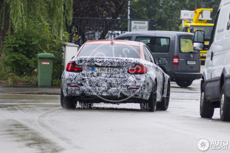 BMW-M2-2016-Erlkoenig-F87-Kompaktsportler-Autogespot