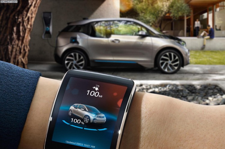 BMW-i-Remote-App-CES-Innovation-Awards-2015-BMW-i3-i8-Smartwatch-App-02